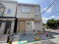 全3区画の分譲地!
夏は涼しく、冬は暖かい低炭素住宅!
フラット35S対応!太陽光パネル6.45kw搭載!