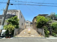 阪急「西向日駅」まで徒歩6分と通勤・通学に便利な立地♪
前道広々5.0メートル!間口4.8メートル!
陽当たり・通風良好な南向き!