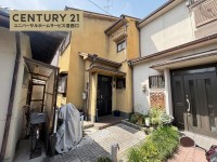 JR『向日町駅』と阪急『東向日駅』の駅近2WAYアクセス!
全居室6帖以上の4DK!閑静な住宅地!
周辺施設も徒歩圏内に充実で生活便利な立地!