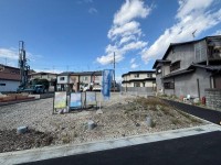 全2区画の分譲地!
阪急とJRの2WAYアクセス可能!生活施設が周辺に充実♪
建築条件無し土地!お好きなハウスメーカー・工務店で建築可能!