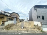 阪急『桂駅』まで徒歩16分と通勤・通学便利!
南向きの為陽当たり・通風良好!
徒歩圏内に生活施設が充実しているため、便利な立地!