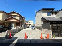 建築条件無し土地!お好きなハウスメーカー・工務店で建築可能!
間取りの自由度が高い、日当たり良好なお土地です♪
周辺は商業・教育・医療施設が徒歩圏内に充実!