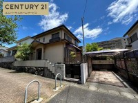 2025年12月リフォーム完成予定!お庭もございます♪
閑静な住宅地!ファミリー世帯におすすめの4SLDK!
南西両面道路の為、陽当たり・通風良好!