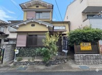 阪急・JRの2WAYアクセス!
子育て安心の立地。保育園・小学校まで徒歩2分圏内。
理想を現実に。専属設計士との自由設計で、あなただけの住まいを。