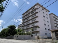 2階部分の4DK!リフォームプラン無料で作成できます!
徒歩圏内に買物施設も充実で生活便利♪
閑静な住宅地で交通量や騒音も少なく生活しやすい環境!
