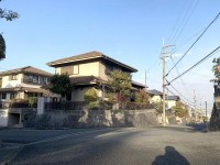 土地広々約63坪!閑静な住宅街!
角地につき日当たり・通風良好!
バス停「光風台住宅前」まで徒歩1分♪