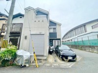 北西角地!南向き採光につき、陽当たり・通風良好!
第五向陽小学校まで徒歩5分とお子様の通学も安心♪
2階リビング!収納スペースも各居室に有り◎