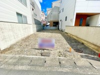 自由設計につきお好きな間取りで建築可能!
閑静な住宅地!前道広々10m!
徒歩圏内に商業施設充実で生活便利な立地♪